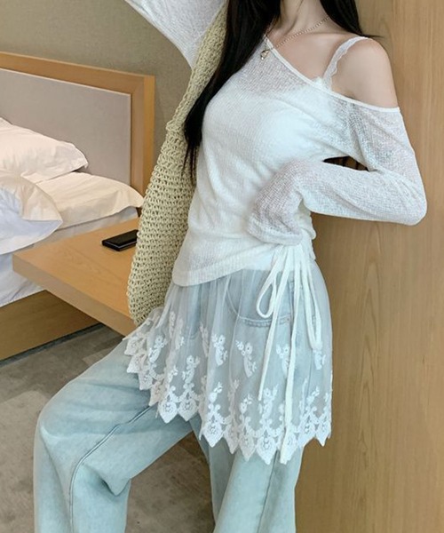 meJane(ミージェーン)の「アシンメトリ―リボンアップ シアーテレコトップス × 幅広レース刺繍キャミソール アンサンブル(アンサンブル・レディース・ベビーピンク/ミント/ホワイト・FREE)」の6枚目の写真