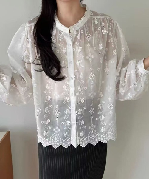 FLINEA（フリネア）の「レーススタンドカラー刺繍長袖ブラウス（シャツ/ブラウス・レディース・ホワイト/ベージュ・FREE）」の6枚目の写真