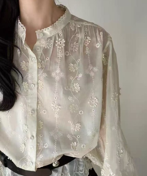 FLINEA（フリネア）の「レーススタンドカラー刺繍長袖ブラウス（シャツ/ブラウス・レディース・ホワイト/ベージュ・FREE）」の13枚目の写真