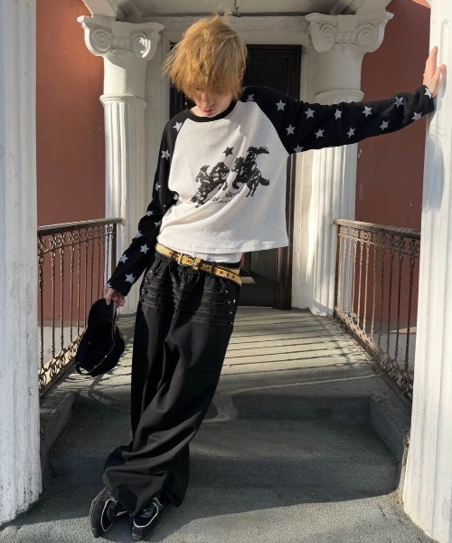 FreeZone(フリーゾーン)の「ウエスタンカウボーイプリント 星柄ラグランサーマルロング T(Tシャツ/カットソー・メンズ・ブラック/ブルー・F)」の8枚目の写真