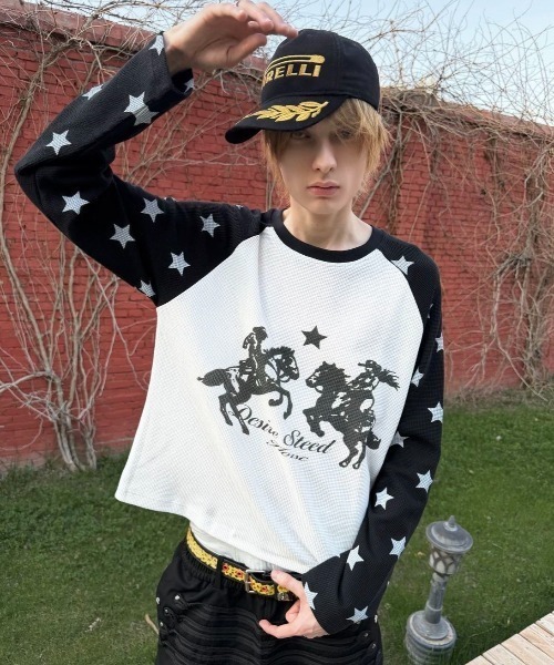 FreeZone(フリーゾーン)の「ウエスタンカウボーイプリント 星柄ラグランサーマルロング T(Tシャツ/カットソー・メンズ・ブラック/ブルー・F)」の9枚目の写真