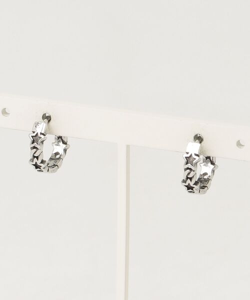 tunee(チュニー)の「【466927】メンズライクスターフープピアス(RZ)(ピアス(両耳用)・メンズ・シルバー・FREE)」の7枚目の写真