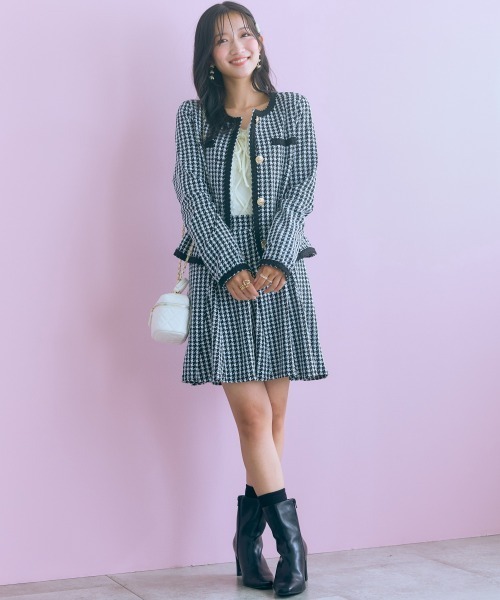 marun(マルン)の「<大きいサイズ>千鳥チェックジャガードジャケット風カーディガン marun(カーディガン/ボレロ・レディース・ブラック/ブラウン・5L/4L/3L/LL/L)」の11枚目の写真