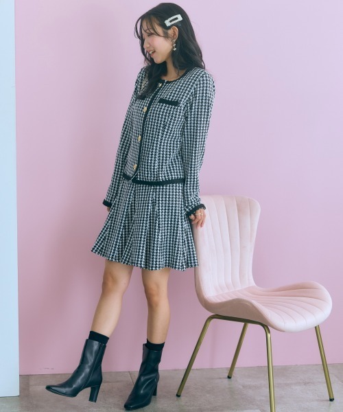 marun(マルン)の「<大きいサイズ>千鳥チェックジャガードジャケット風カーディガン marun(カーディガン/ボレロ・レディース・ブラック/ブラウン・5L/4L/3L/LL/L)」の7枚目の写真