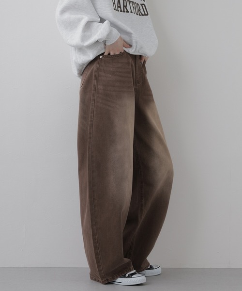 EGLANTINE(エグランティーヌ)の「EGLANTINE ヒッコリーデニムパンツ(デニムパンツ・レディース・インディゴブルー/ブラウン・38)」の11枚目の写真