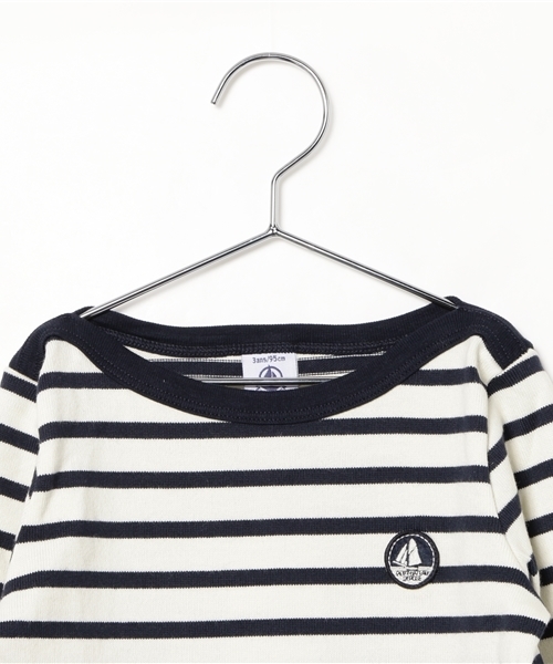 PETIT BATEAU(プチバトー)の「マリニエールプルオーバー(Tシャツ/カットソー・キッズ・ホワイト×ネイビー・3YEAR/5YEAR/4YEAR)」の3枚目の写真