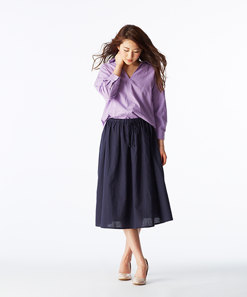 IEDIT（イディット）の「ミルブロウズ　ワンピースみたいに着られるコットンリネンのシャツ＆スカートセットアップ / シャツワンピース（シャツワンピース・レディース・ベージュ/ネイビー・XX-LARGE/LARGE/SMALL/MEDIUM/X-LARGE）」の6枚目の写真