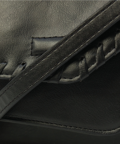 MOUSSY（マウジー）の「STITCH SMALL BAG（ショルダーバッグ・レディース・ベージュ/ライトブルー/ブラック・FREE）」の10枚目の写真