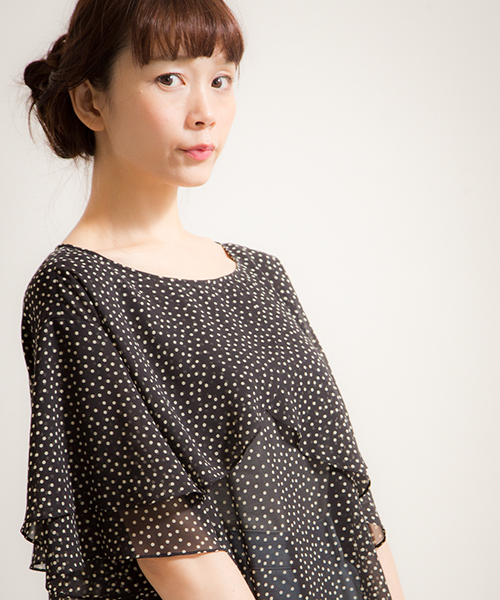 Banner Barrett（バナーバレット）の「ドットフレアブラウス（シャツ/ブラウス・レディース・ホワイト×ブラック/ブラック×ブルー・38）」の5枚目の写真