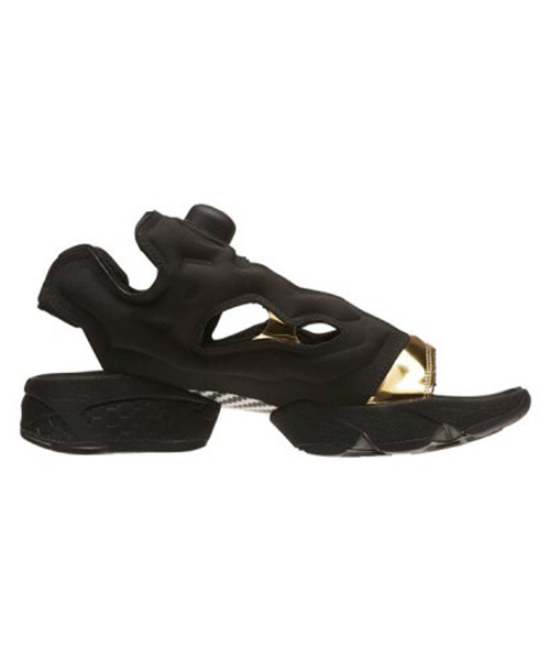 Reebok(リーボック)の「インスタポンプ フューリー サンダル MAG(サンダル・レディース・ホワイト/ブラック・27.0cm/24.0cm/26.0cm/25.0cm/23.0cm/28.0cm)」の3枚目の写真