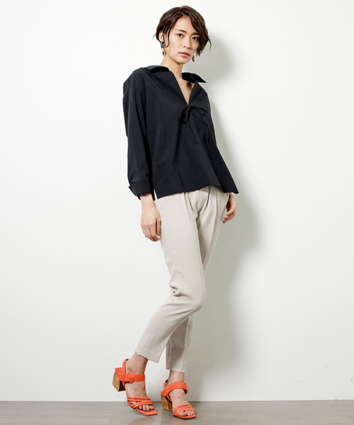 STUDIOUS（ステュディオス）の「2タッククロップドパンツ（スラックス・レディース・ブラック/ベージュ・36/38/34）」の15枚目の写真