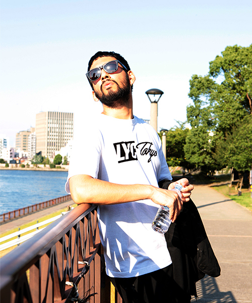 LIBERTY CITY（リバティシティ）の「【LIBERTY CITY/リバティーシティ】 [LYC TOKYO] Tシャツ（Tシャツ/カットソー・メンズ・ホワイト/グレー/ブラック・LARGE/MEDIUM/SMALL）」の19枚目の写真