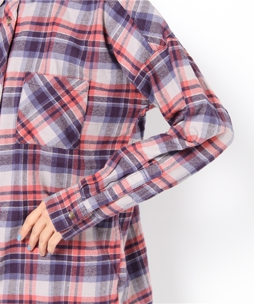 Chico（チコ）の「チェックシャツワンピース（シャツ/ブラウス・レディース・ブルー・FREE）」の7枚目の写真