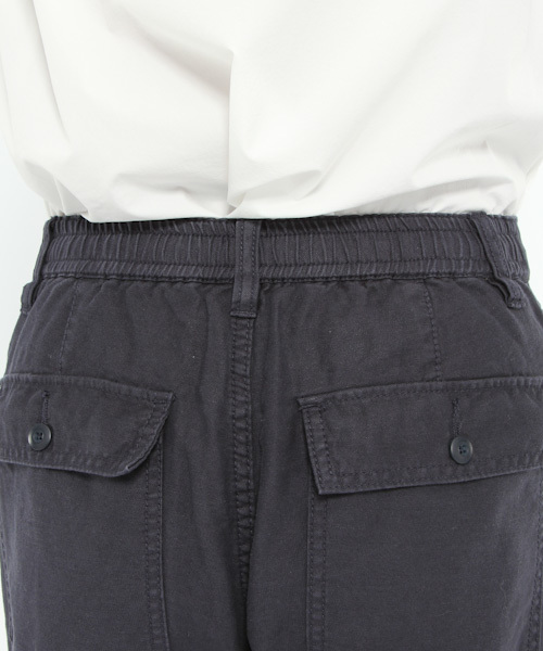 LAKOLE(ラコレ)の「バックサテンベイカーパンツ / LAKOLE(その他パンツ・メンズ・ネイビー/オリーブ・SMALL/MEDIUM/LARGE)」の6枚目の写真