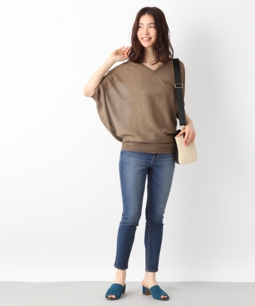 LEPSIM（レプシィム）の「14GヘンケイVプルオーバーSS　784348（ニット/セーター・レディース・ライトベージュ/ブルーグリーン/ブラウン/バーガンディー/ネイビー・FREE）」の12枚目の写真