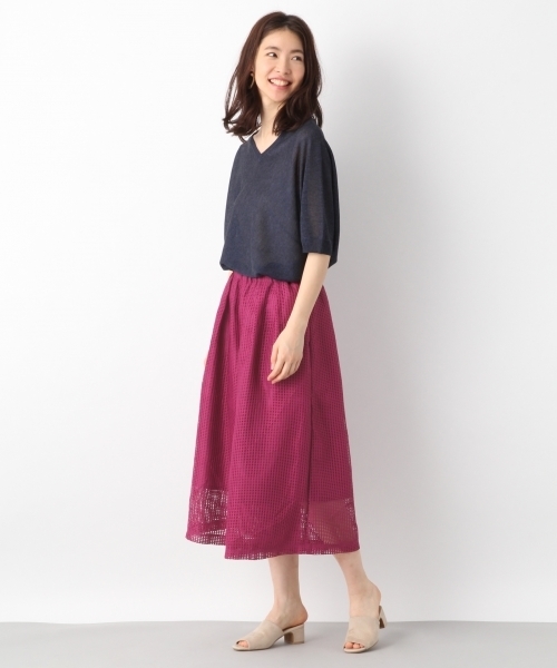 LEPSIM（レプシィム）の「14GヘンケイVプルオーバーSS　784348（ニット/セーター・レディース・ライトベージュ/ブルーグリーン/ブラウン/バーガンディー/ネイビー・FREE）」の16枚目の写真