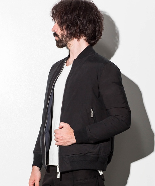 CDM BY CARPEDIEM（シーディーエムバイカルペディエム）の「CDM BY CARPEDIEM(シーディーエム バイ カルペディエム)ボンバーダウンジャケット（ブルゾン・メンズ・ブラック/カーキ・SMALL/MEDIUM/LARGE）」の4枚目の写真