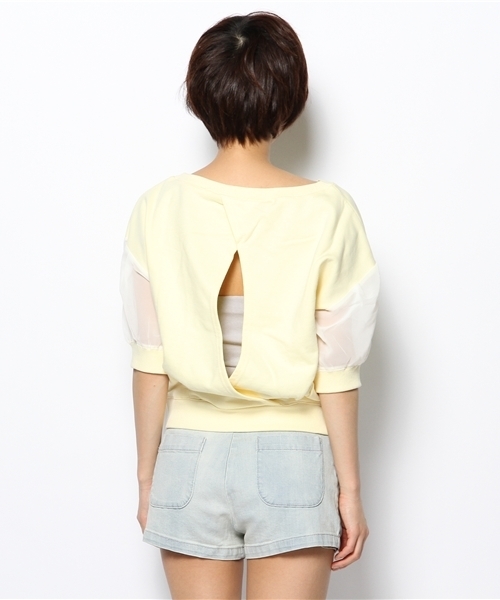 Chico（チコ）の「BACK開きｼｮｰﾄSWT（Tシャツ/カットソー・レディース・イエロー/ライトブルー/アイボリー・FREE）」の4枚目の写真