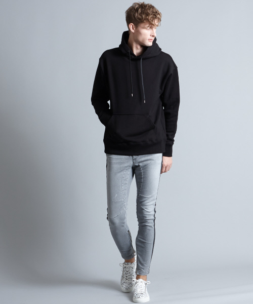 5351 POUR LES HOMMES（ゴーサンゴーイチプールオム）の「カスタムジョガースキニーデニム（デニムパンツ・メンズ・ブラック/インディゴブルー・44/46/48）」の18枚目の写真