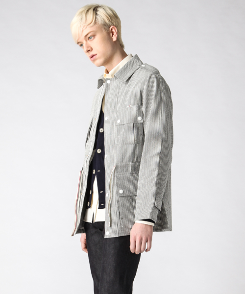 Maison Kitsune（メゾンキツネ）の「SAFARI JACKET SEERSUCKER
