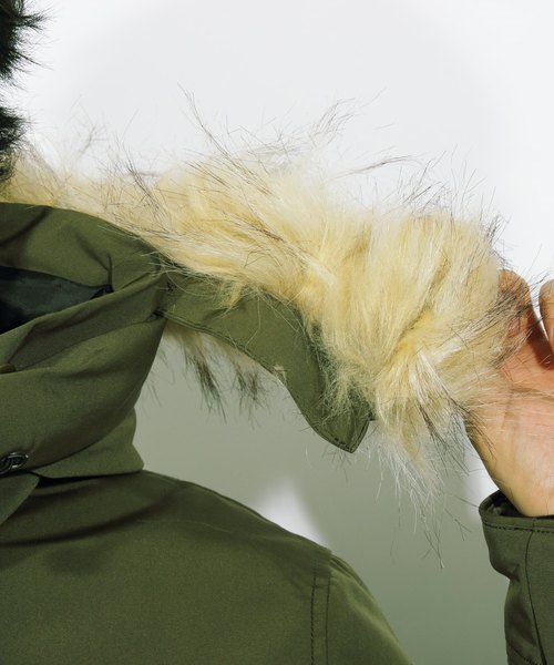 ８(eight)（エイト）の「モッズコート 中綿 ファー付き（モッズコート・メンズ・ブラック/オリーブ/ワイン・MEDIUM/LARGE/X-LARGE）」の16枚目の写真