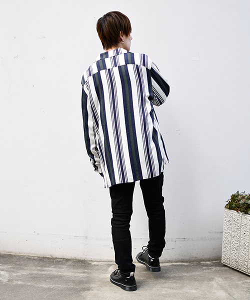 kutir(クティール)の「【ビッグシルエット】オープンカラーシャツ(シャツ/ブラウス・メンズ・チャコールグレー/ライトグレー/ブラック/ベージュ/ネイビー/オフホワイト/グリーン/ライトベージュ・MEDIUM/LARGE)」の11枚目の写真