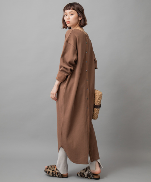 Munich（ミューニック）の「ストレッチワッフル　ロングワンピース（ワンピース・レディース・ブラック/ベージュ/パープル/ブラウン/マスタード・FREE）」の3枚目の写真