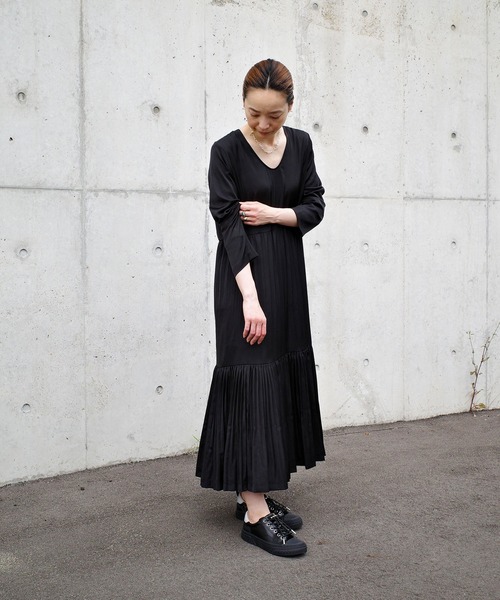 SLACK FOOTWEAR（スラックフットウェア）の「[SLACK / スラック]CLUDE（スニーカー・メンズ・ホワイト×ホワイト/ブラック×ホワイト/ブラック×ブラック/ネイビー×ホワイト・26.5cm/27.5cm/26cm/27cm/28cm/23cm/24.5cm/24cm/23.5cm）」の14枚目の写真