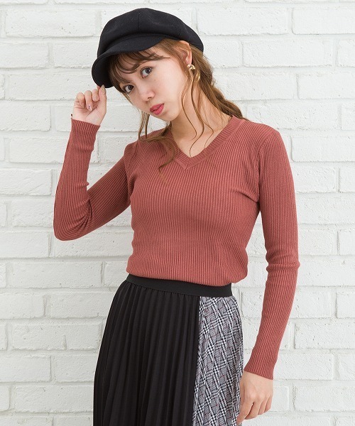 SpRay(スプレイ)の「Vニット(ニット/セーター・レディース・ホワイト/ブラック/レンガ/ブラウン/ライトベージュ/カーキ/パープル・FREE)」の3枚目の写真