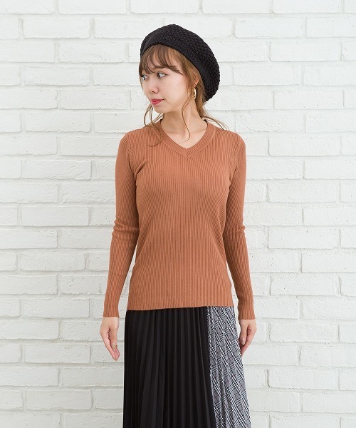 SpRay(スプレイ)の「Vニット(ニット/セーター・レディース・ホワイト/ブラック/レンガ/ブラウン/ライトベージュ/カーキ/パープル・FREE)」の15枚目の写真