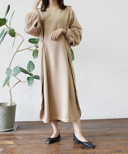 MODE ROBE(モードローブ)の「デザインワンピース(ワンピース・レディース・ブラック/ブラウン/ベージュ・FREE)」の3枚目の写真