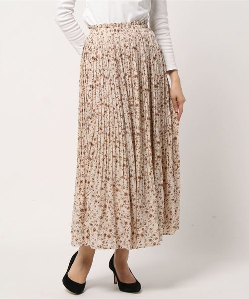 SpRay（スプレイ）の「花柄プリーツスカート（スカート・レディース・ブラック/オレンジ/ブルー/ライトベージュ・FREE）」の9枚目の写真