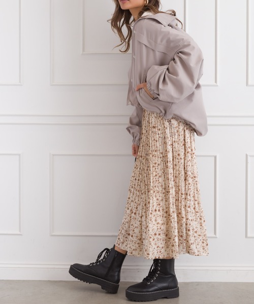 SpRay（スプレイ）の「花柄プリーツスカート（スカート・レディース・ブラック/オレンジ/ブルー/ライトベージュ・FREE）」の16枚目の写真