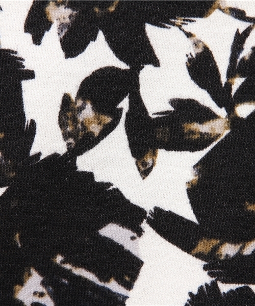 URBAN RESEARCH（アーバンリサーチ）の「UR 幾何カモフラスウェットプルオーバー（Tシャツ/カットソー・レディース・グレー系その他/ブラック系その他・FREE）」の10枚目の写真