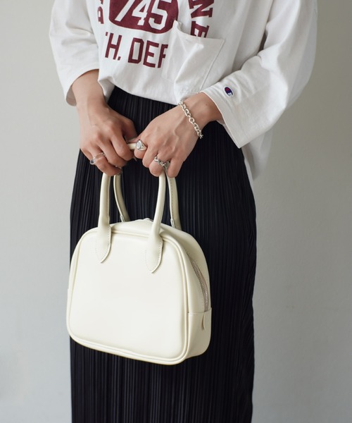 Port（ポート）の「トラぺゾイド ミニボストン ショルダー トートバッグ #（ボストンバッグ・レディース・ホワイト/ブラック/ブラウン/レッド/アイボリー/ライトブラウン・FREE）」の5枚目の写真