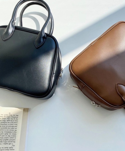 Port（ポート）の「トラぺゾイド ミニボストン ショルダー トートバッグ #（ボストンバッグ・レディース・ホワイト/ブラック/ブラウン/レッド/アイボリー/ライトブラウン・FREE）」の7枚目の写真