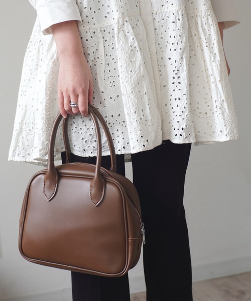 Port（ポート）の「トラぺゾイド ミニボストン ショルダー トートバッグ #（ボストンバッグ・レディース・ホワイト/ブラック/ブラウン/レッド/アイボリー/ライトブラウン・FREE）」の19枚目の写真