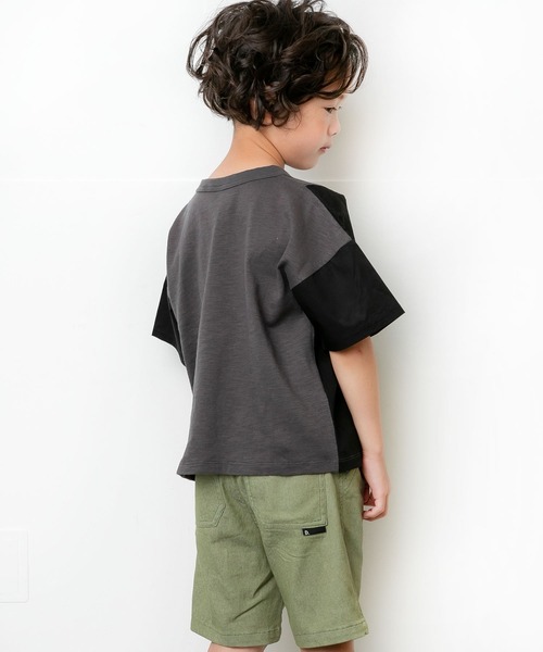 DILASH（ディラッシュ）の「布帛切替ロゴTシャツ（Tシャツ/カットソー・キッズ・キャメル/ブラック・150/110/130/140/90/120/100/80）」の3枚目の写真