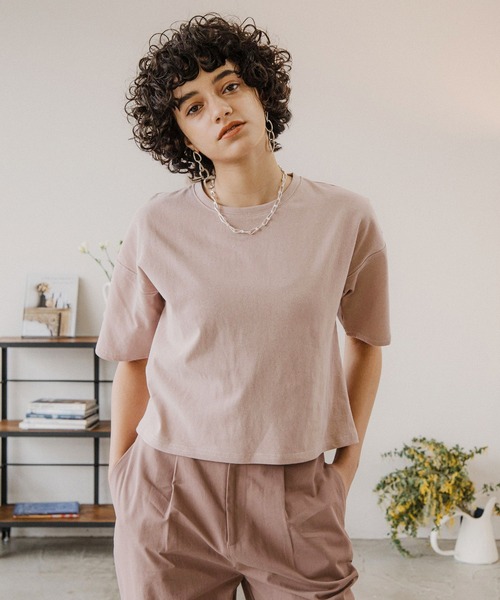 ACCL(エーシーシーエル)の「5分袖ボックスクルーネックTシャツ(Tシャツ/カットソー・レディース・アイボリー/ブラウン/カーキ/サーモンピンク・FREE)」の20枚目の写真