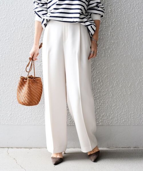 SHIPS（シップス）の「ツイルセミワイドパンツ（その他パンツ・レディース・オフホワイト/ダークグレー/ベージュ/ブルー・36/38/34/40）」の21枚目の写真