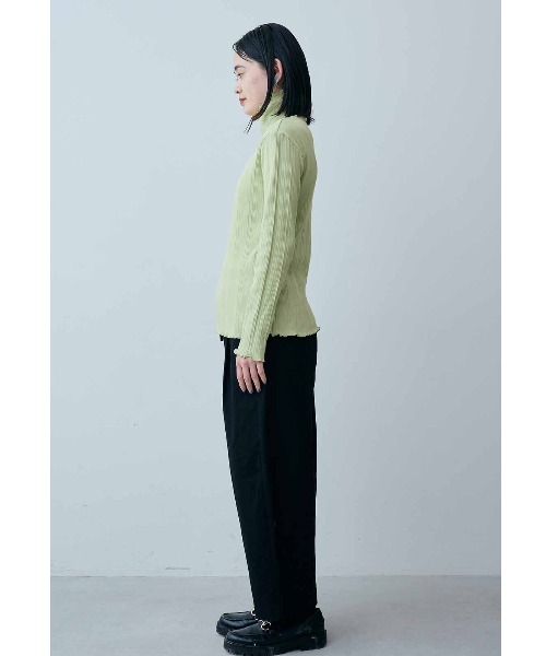 MEDE19F(メデジュウキュウ)の「MEDE19F コットンリブハイネックトップス(Tシャツ/カットソー・レディース・ライトパープル/ライム・LL/L/M)」の5枚目の写真