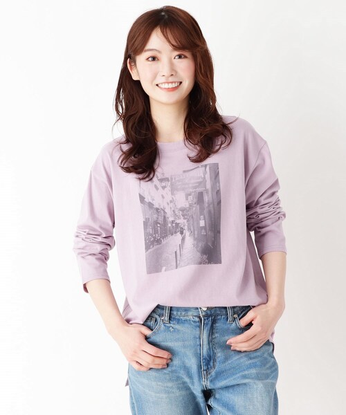 pink adobe（ピンクアドベ）の「◆【M-LL/USAコットン】フォトプリント ロンT（Tシャツ/カットソー・レディース・オフホワイト/ライトグレー/チャコールグレー/ベビーピンク・38/40/42）」の4枚目の写真