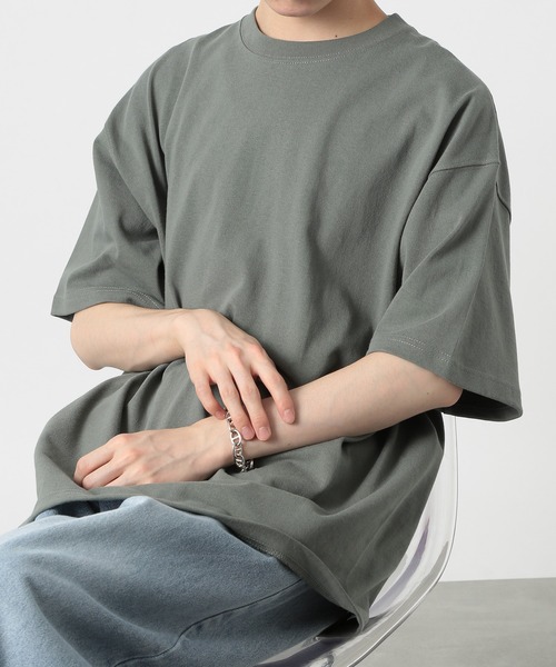 United Athle（ユナイテッドアスレ）の「1枚でも透けない、コスパ最高のTシャツ！【United Athle】9.1オンス マグナムウェイト ビッグシルエット プレミアムコットンTシャツ シンプル半袖無地T スーパーヘビーウェイト 厚手 綿100% ユニセックス 4411（Tシャツ/カットソー・メンズ・ホワイト/ブラック/カーキ/ナチュラル/グレイッシュブルー/グレー/ブルー系その他6/スモーキーグリーン系/ブラック系その他2/ネイビー・L/XL/M）」の14枚目の写真