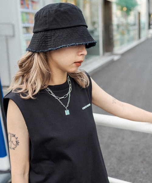 RASVOA(ラスボア)の「シンプルフリンジバケットハット(ハット・レディース・ブラック/オフホワイト・FREE)」の9枚目の写真