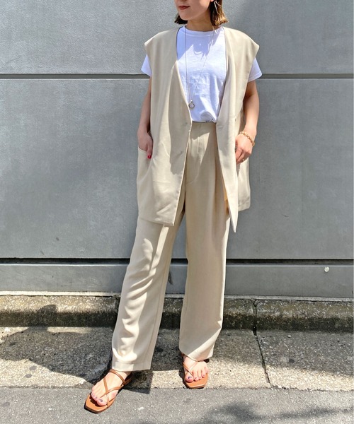 Omekashi(オメカシ)の「ダブルタックパンツ(スラックス・レディース・ブラック/パープル/アイボリー・38/36)」の4枚目の写真