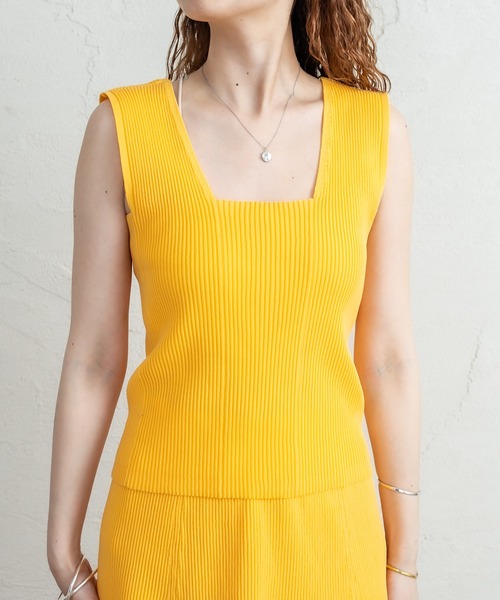 mystic（ミスティック）の「ニットリブタンクトップ（タンクトップ・レディース・ブラック/ピンク/イエロー/オレンジ/アイボリー・FREE）」の6枚目の写真