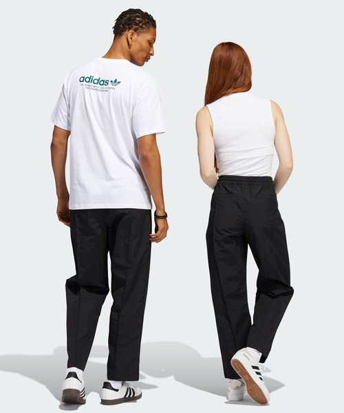 adidas(アディダス)の「ピンタックパンツ(ジェンダーニュートラル) / アディダスオリジナルス(メンズ/レディース)(チノパンツ・メンズ・ベージュ/ブラック/ブラック×ブラック/ブルー系その他・XXX-LARGE/X-SMALL/X-LARGE/XX-LARGE/MEDIUM/SMALL/LARGE)」の7枚目の写真