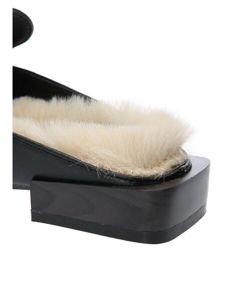 AMERICAN HOLIC（アメリカンホリック）の「EC限定　オーバーヒール中敷きファーミュール（ローファー・レディース・ブラック・S/L/M）」の11枚目の写真