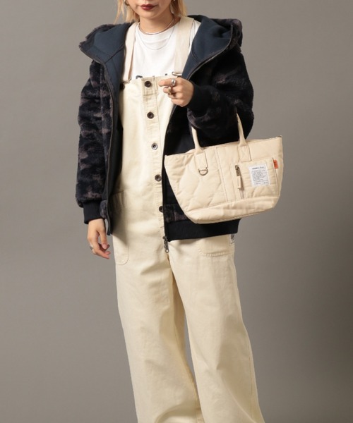 AVIREX(アヴィレックス)の「【直営店限定】2ウェイキルティングミニトートバッグ/ 2WAY QUILTING MINI TOTE BAG(トートバッグ・レディース・アイボリー/ブラック/オリーブ・FREE)」の7枚目の写真