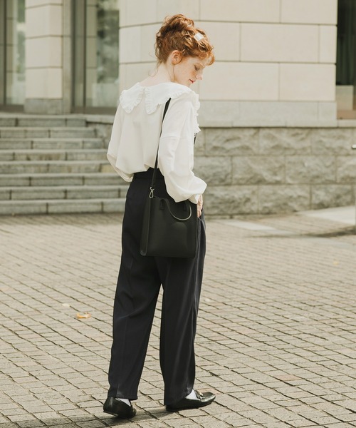 BONLECILL（ボンルシール）の「ボリュームスリーブ 2way フリルビッグカラーブラウス（シャツ/ブラウス・レディース・ブラック/パープル/オフホワイト/ネイビー/ブルー系1/ブラック系1/ネイビー系1/ブラック系その他/ネイビー系2/ブルー・FREE）」の11枚目の写真